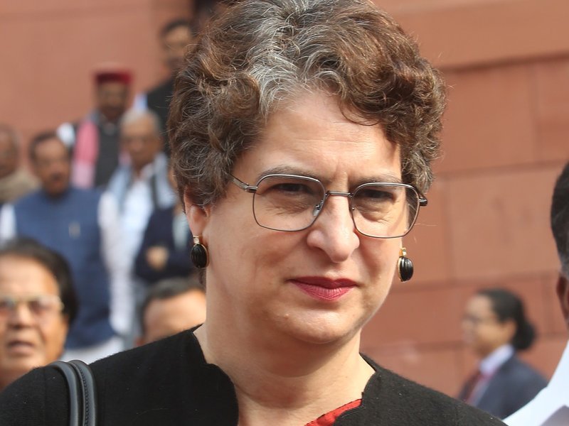 तुम्ही चर्चेसाठी तयार नाहीत; आणि मुलांवर लाठीचार्ज करताय! कशासाठी? प्रियांका गांधींचा सरकारवर हल्लाबोल Priyanka gandhi 
