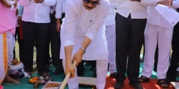 उपमुख्यमंत्री अजित पवार यांच्या हस्ते माळेगाव येथील क्रीडा संकुलाच्या बहुउद्देशीय हॉलचे भूमिपूजन