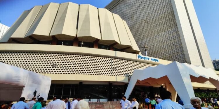 Maharashtra MLC Election 2026: ९ जागांसाठी निवडणूक जाहीर, महाविकास आघाडीसमोर क्रॉस व्होटिंगचे आव्हान