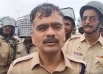 Satara news : सातारा पोलीस अधीक्षक तुषार दोषी यांची सांगलीला बदली; राजकीय वादातून नवे वळण