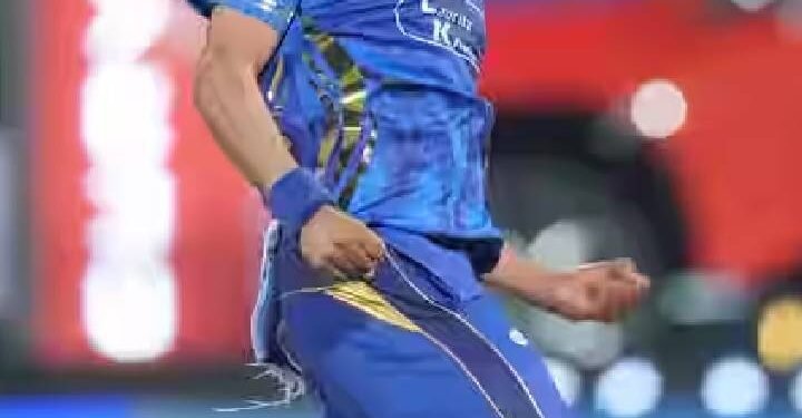 आयपीएलमध्ये अश्वनी कुमारची दमदार  कामगिरी: ४ बळी घेत मुंबई इंडियन्सला दिला विजयाचा आधार