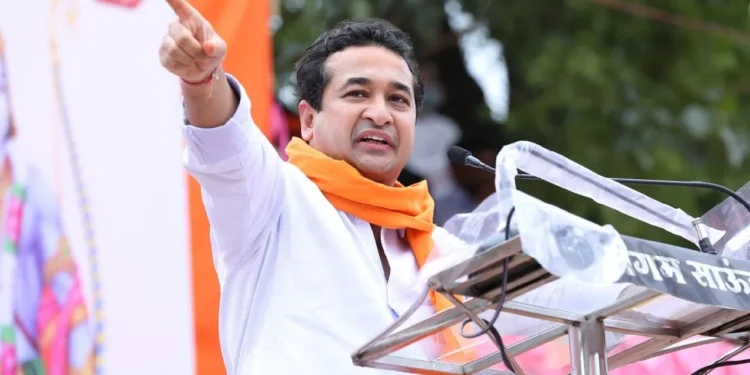 नितेश राणेंना कारावासाची शिक्षा.